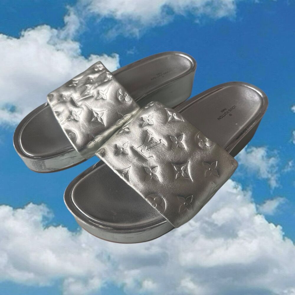 Louis Vuitton Metallic Lambskin Embossed Monogram Flatform Mule Sandals Size 39